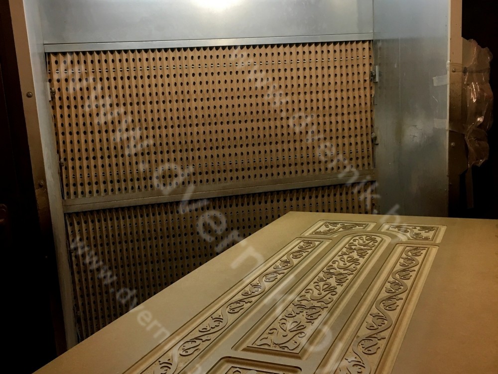 Нанесения клея в покарсочной камере